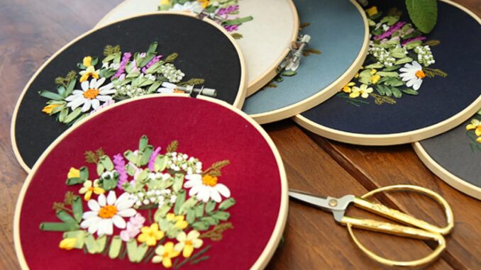 vysivani_stuhou_hobby_stuha_senior_asenior_etsy Vysivani stuhou.
