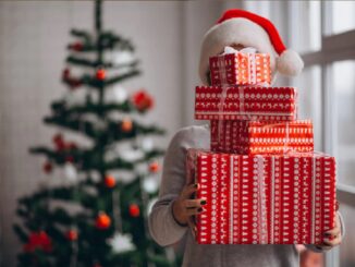 Vánoční dárky z druhé ruky už nejsou tabu. Potěší kvalitou i cenou