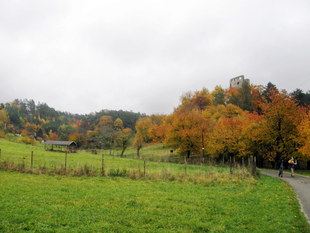 Skalní hrad Valečov