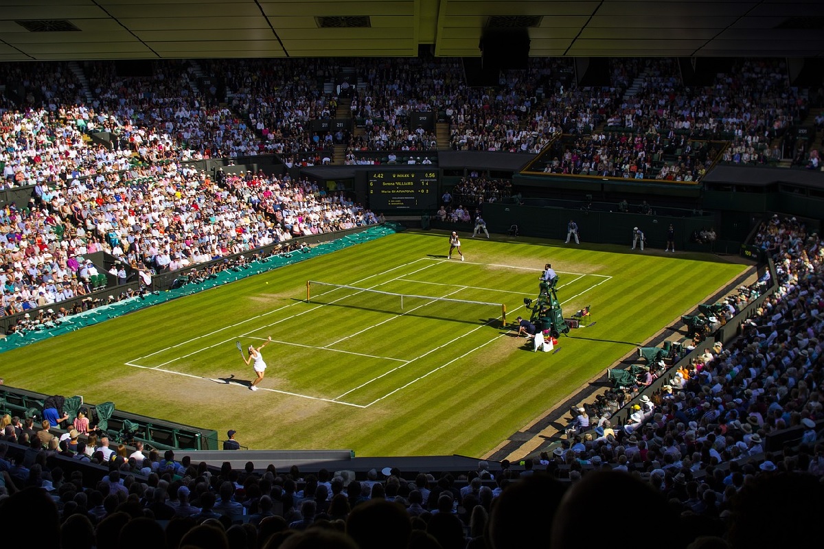 Tenis na scestí aneb O co šlo před 50 lety ve Wimbledonu